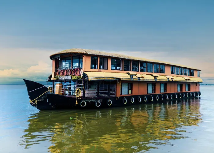 Harmony Houseboats