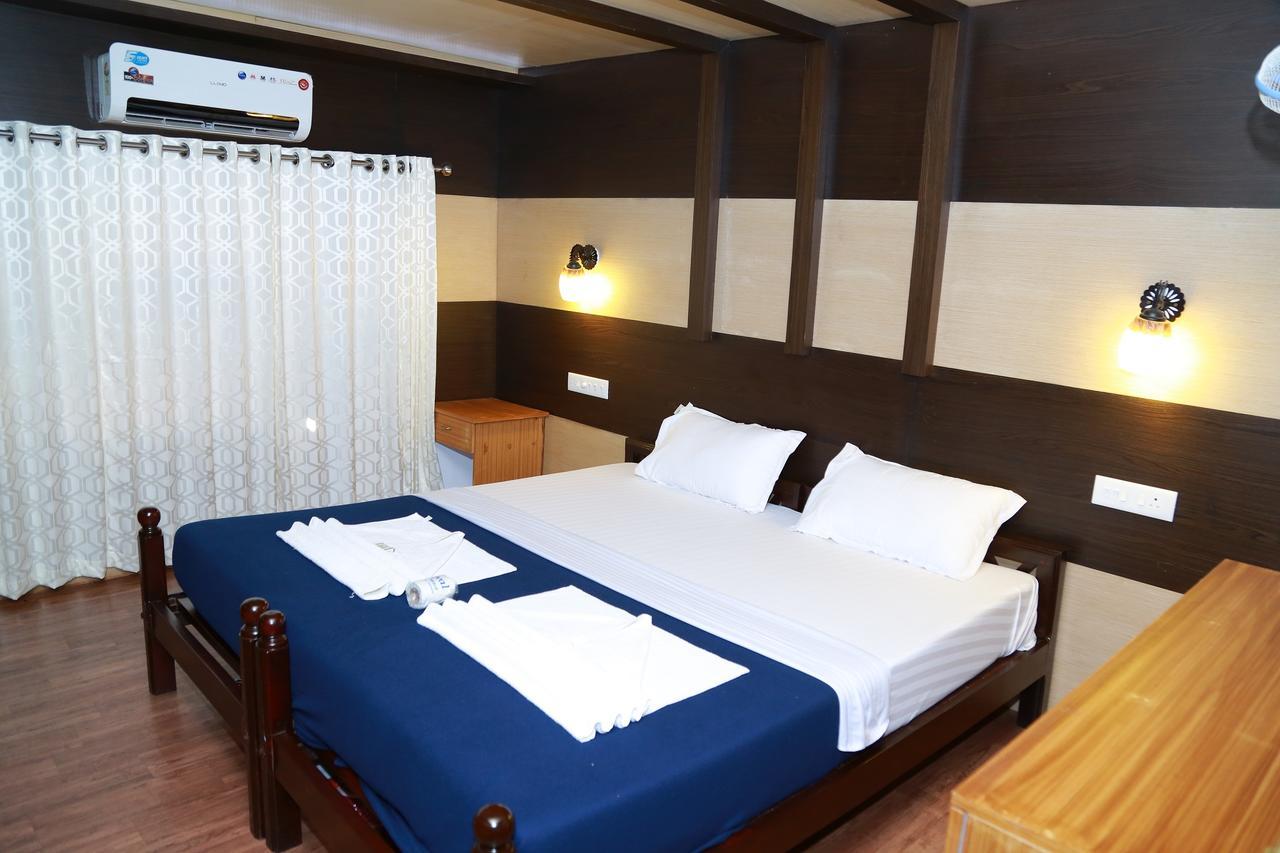 Harmony Houseboats 4* Alappuzha